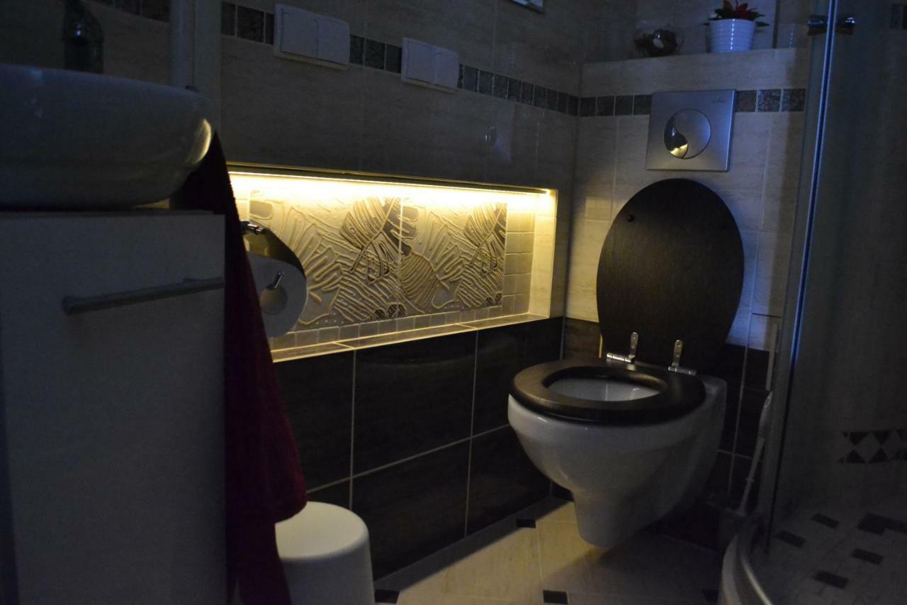 Apartament W Centrum Gdanska, Apartment In The Centre Of غدانسك المظهر الخارجي الصورة
